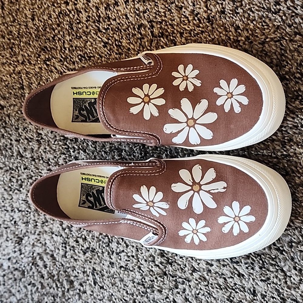 In perfect condition!! Worn once.